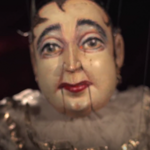 Full length documentary about a marvellous 94 year old marionette artist and his attic full of puppets.